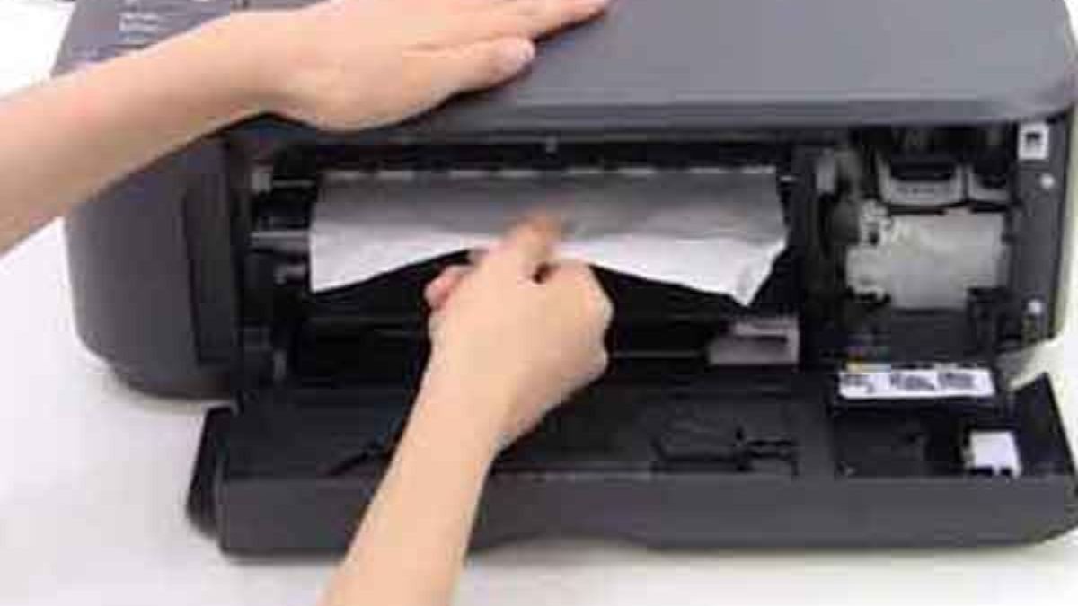 Nguyên nhân máy in Epson chớp đèn đỏ do kẹt giấy bên trong