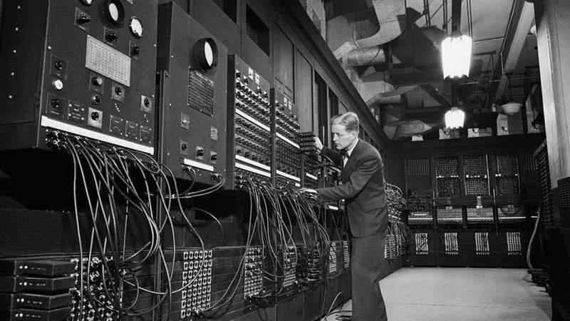 Khả năng tính toán của máy tính điện tử đầu tiên ENIAC