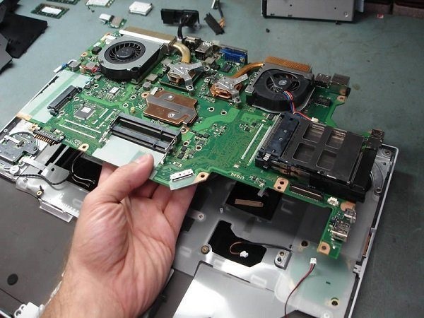 Kiểm tra RAM và các linh kiện phần cứng khác