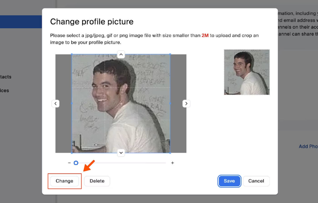 Nút thay đổi ảnh trong cài đặt hồ sơ trên nền tảng web