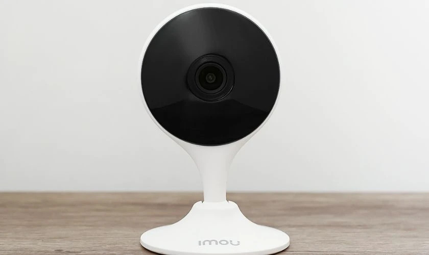 Thiết bị camera kết nối, minh họa tính năng cài đặt iPhone trên máy tính